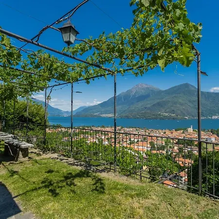 Сasa de vacaciones In Lake Como - Amazing View By Rentallcomo Dongo