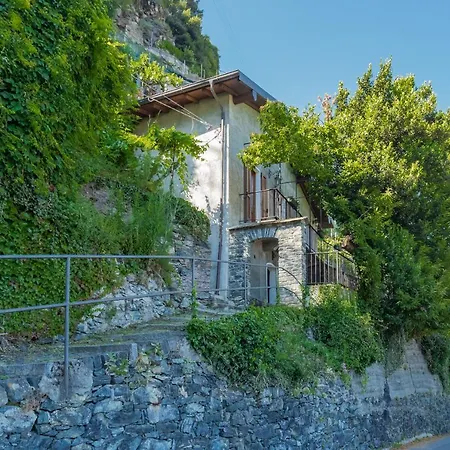 Сasa de vacaciones In Lake Como - Amazing View By Rentallcomo